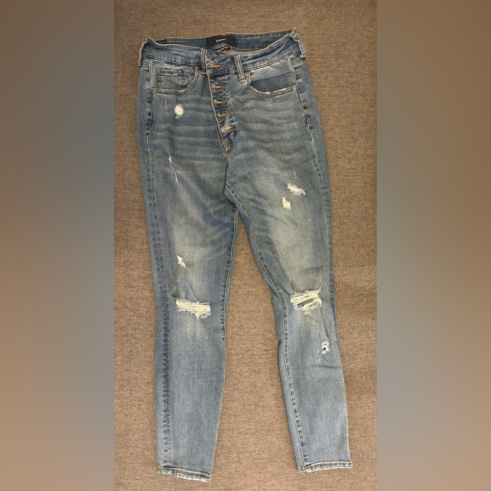 Aero high rise curvy distressed jeans.